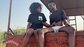 NIGERIA GIRL GIVE ME A MIND-BLOWINING BLOWJOB NIGERIA GIRL GIVE ME A MIND-BLOWINING BLOWJOB