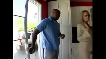 Horny Moms – Kylie Worthy Horny Moms – Kylie Worthy