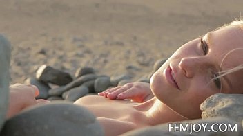 Nude Art C Cup Teen Marry Queen On The Beach Nude Art C Cup Teen Marry Queen On The Beach