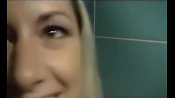 BitchNr1 – Geiler Public Kino Fick