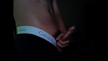Joven Latino Peruano Bisexual Joven Latino Peruano Bisexual