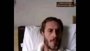 Andr&eacute_ Segatti Mostrando O PAU Na Webcam