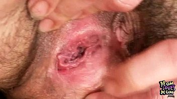 Mature Mom Hedvika Hairy Pussy Dildo Drilling