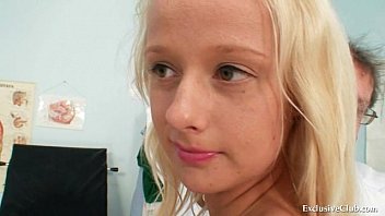 Vagina Exam Of An Attractive Sexy Blonde Vagina Exam Of An Attractive Sexy Blonde