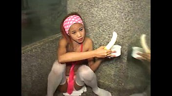 Me Thai Girl Tia 18 Like Banana Sucking