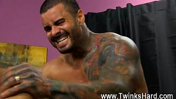 Gay Sex Alexsander Starts By Jacobey&#039_s Head Down On His Dick,
