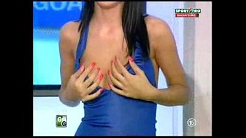 Goluri Si Goale Ep 17 Miki Si Roxana (Romania Naked News) Goluri Si Goale Ep 17 Miki Si Roxana (Romania Naked News)