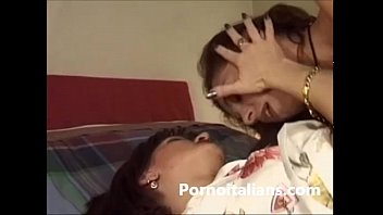 Lesbiche Italiane Fanno Sesso – Italian Lesbian Sex Fighe Bagnate