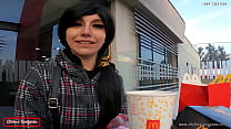 Famosa Youtuber Latina Va Al McDonald Y Termina Con Salsa Sobre Ella "ES MUY GRANDE, METEMELO TODO" TRAILER