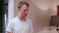 Anal Porn Peek And A Step Mom's Shocking Leak Cherry Kiss, Jimmy Michaels