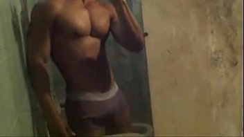 Soltero Caliente… Soltero Caliente…