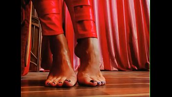 Creamy Oily European Feet Creamy Oily European Feet