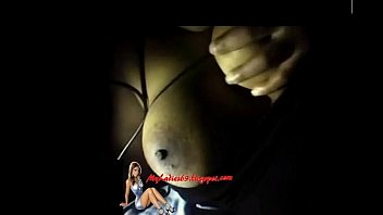 Chica Morena Tetona Ense&ntilde_a Las Tetas En Skype 3