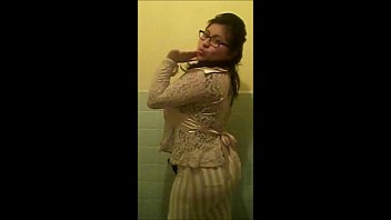 Rica Veracruzana Se Desviste