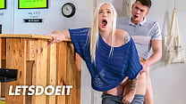HORNYHOSTEL (Arteya, Tommy Cabrio) Naughty Girlfriend Cheats Of Her Boyfriend To Suck And Fuck The Receptionist